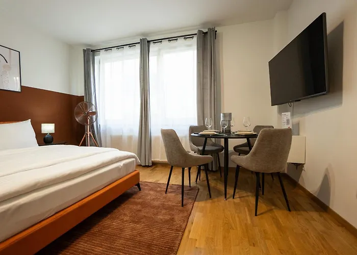 Spacious In Prime Location With Queen Bed Vienna